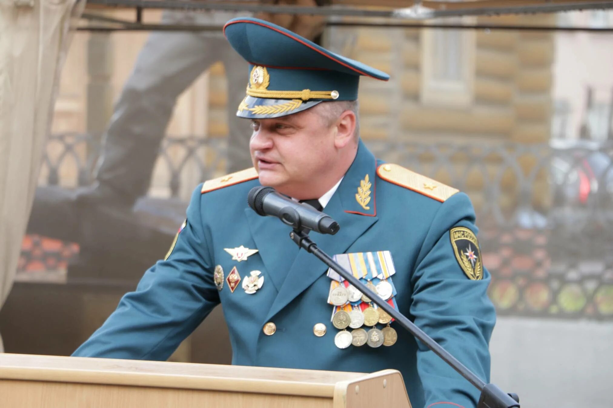 Генерал МЧС Белозеров.