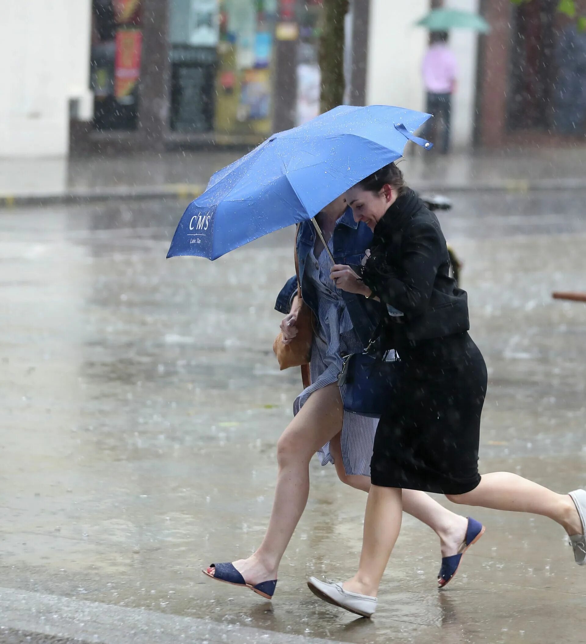 Погода в москве на сегодня. Прогноз дождя в москве. Москва лето дождь. Прогноз дождя в москве. Дождь в москве.