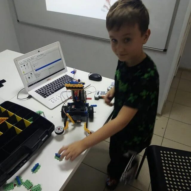 робототехники для детей ростов. робототехника для детей. робототехника для детей в ростове на дону. ростов для детей. робототехника для детей.