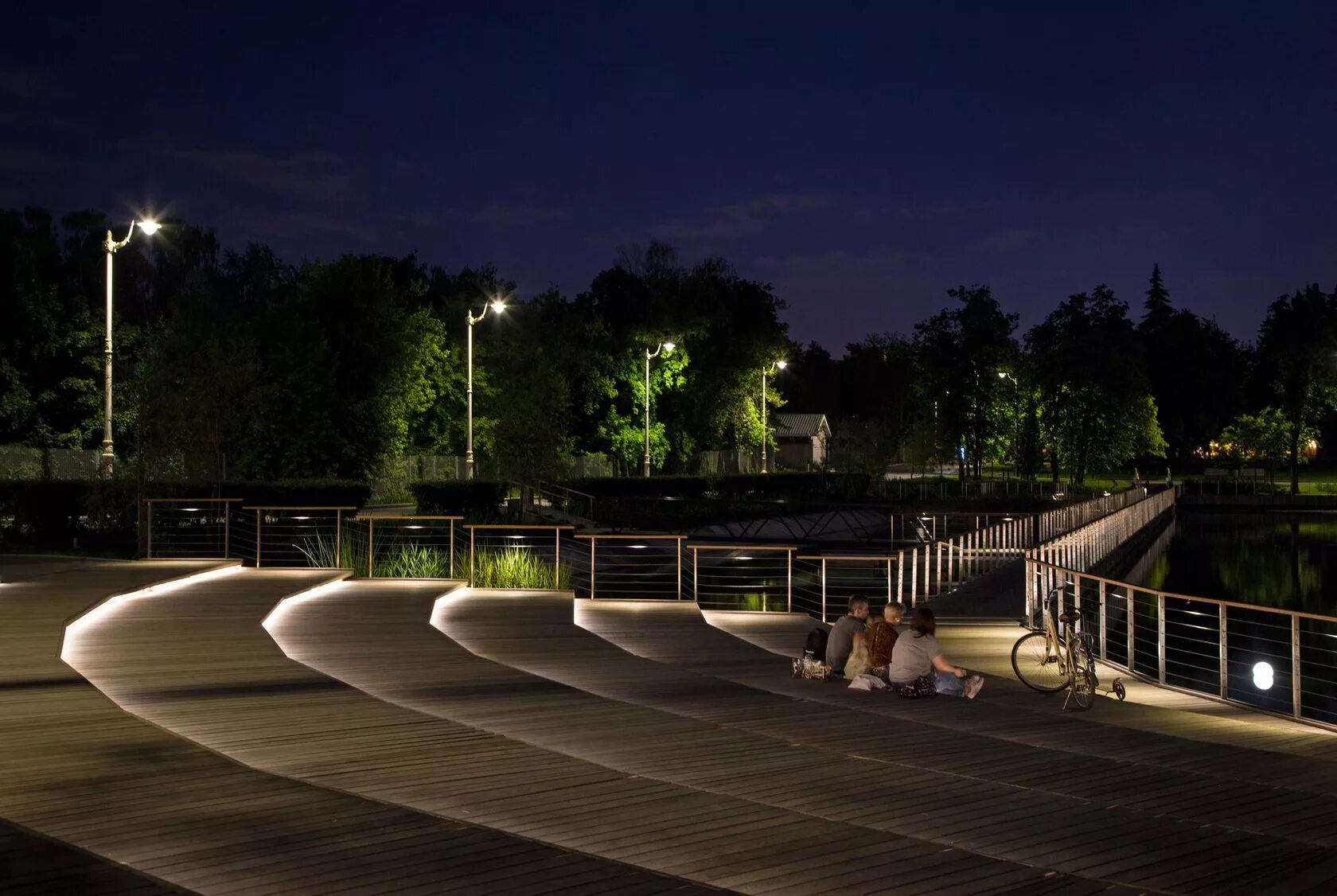 вднх ландшафтный парк подсветка. стадион лужники четыре осветительные мачты. стадион октябрь минифутбольное поле. подсветка спортивной площадки. подсветка веранды.