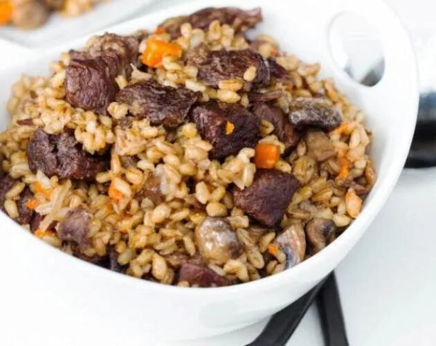 Перловка с грибами в мультиварке рецепты. Перловая каша с мясом в мультиварке. Перловка с грибами в мультиварке рецепты. Перловка с грибами в аэрогриле режим приготовления. Каша перловая с грибами и морковью.