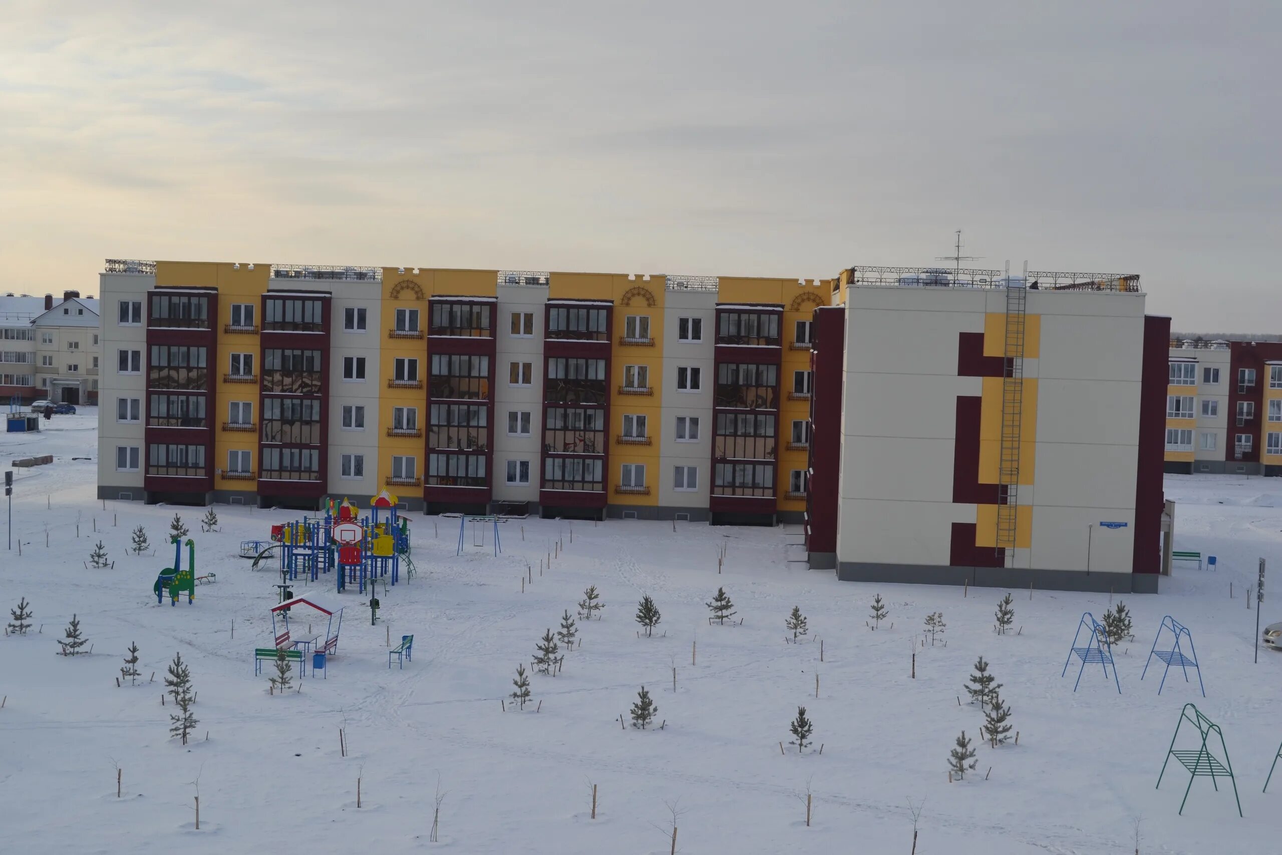 Шаронова 21 омск. Планировка стройбетон омск 1 комнатная. Застройщик стройбетон. Дом стройбетон омск. Новостройки амур 2 омск.