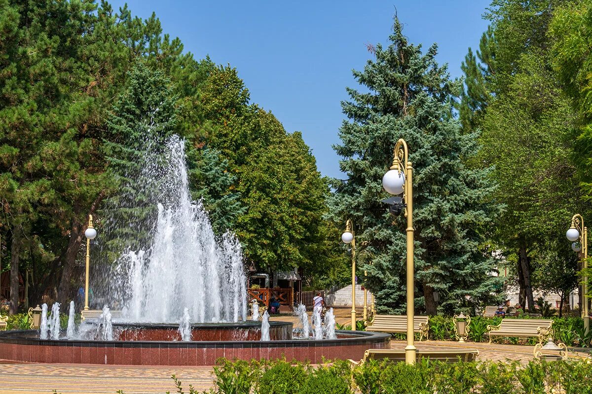 Армавир сквер. Армавир парк. Армавирский городской парк. Центральный парк Армавир. Армавир ставропольский край