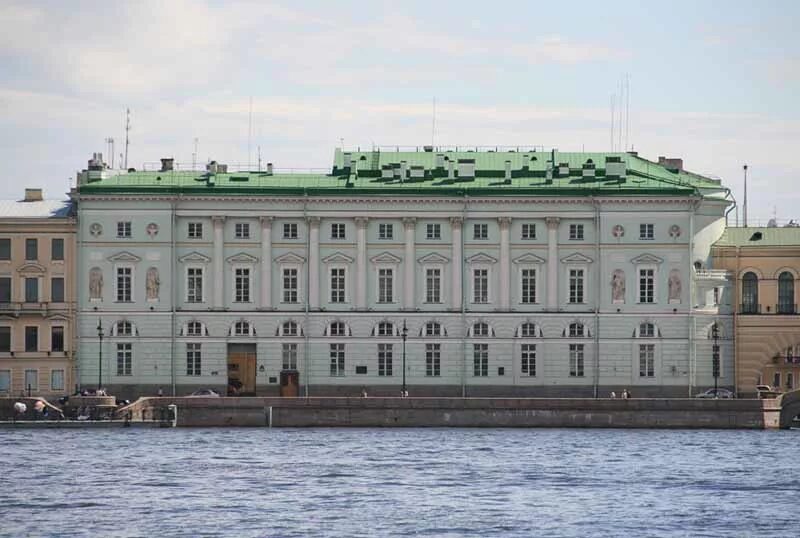 Кваренги Эрмитажный театр в Санкт-Петербурге. Эрмитажный театр Джакомо Кваренги. Дворцовая наб 34 Эрмитажный театр. Здание Эрмитаж Кваренги. Эрмитажный театр спб