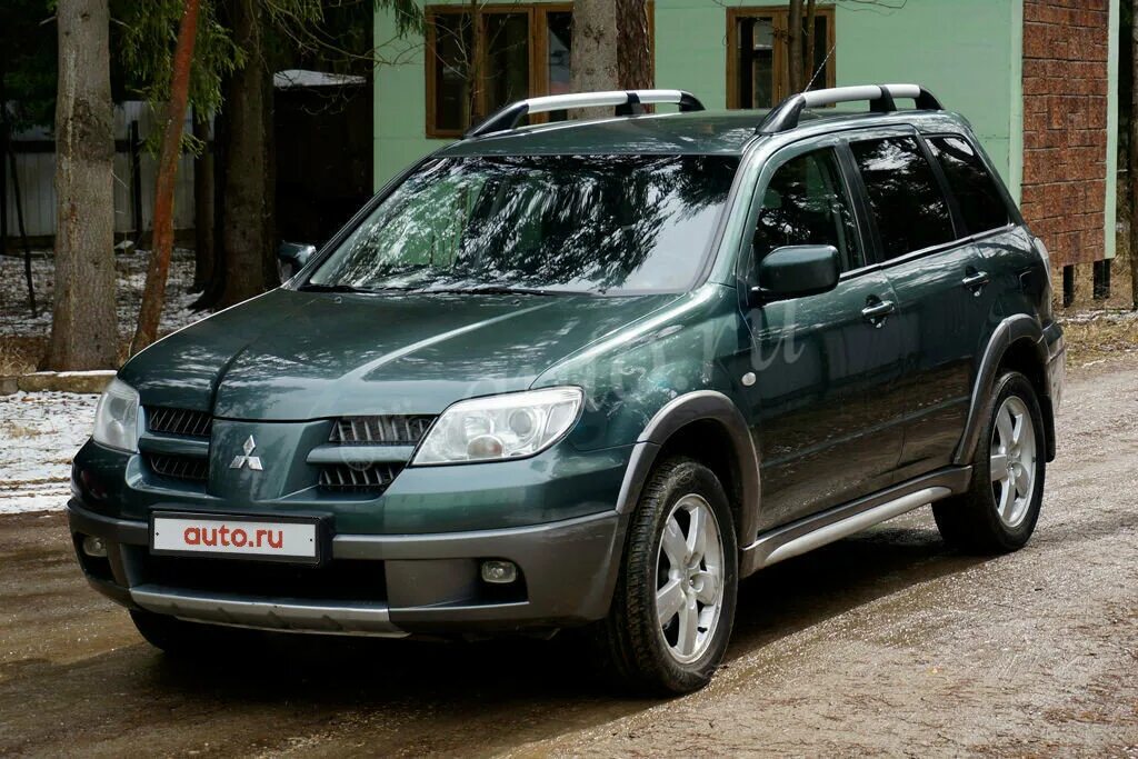 Mitsubishi outlander 2003. Mitsubishi Outlander 2005. Мицубиси Аутлендер 2005. Mitsubishi Outlander 2005 года. Outlander 2005 2.4.