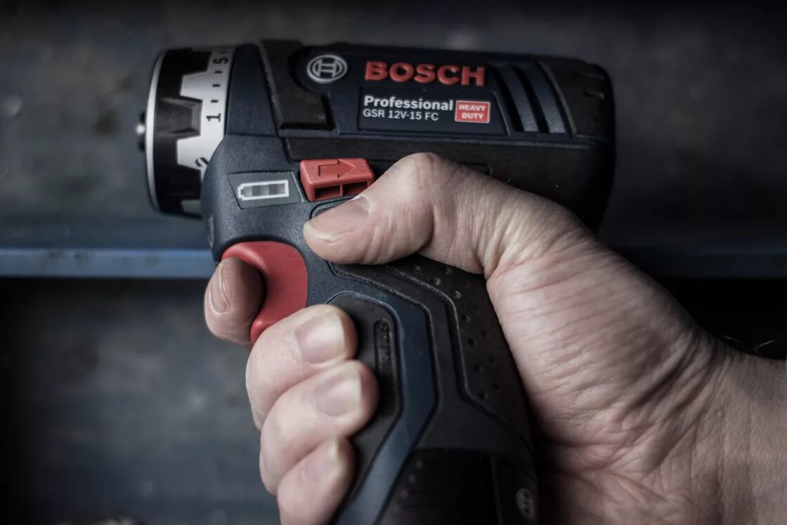 Шуруповерт bosch gsr 12v 30. Бош гср12 - 15. Bosch GSR 12v-15 professional. GSR 12v-35 HX. Бесщеточный шуруповерт Bosch GSR 12v-15.