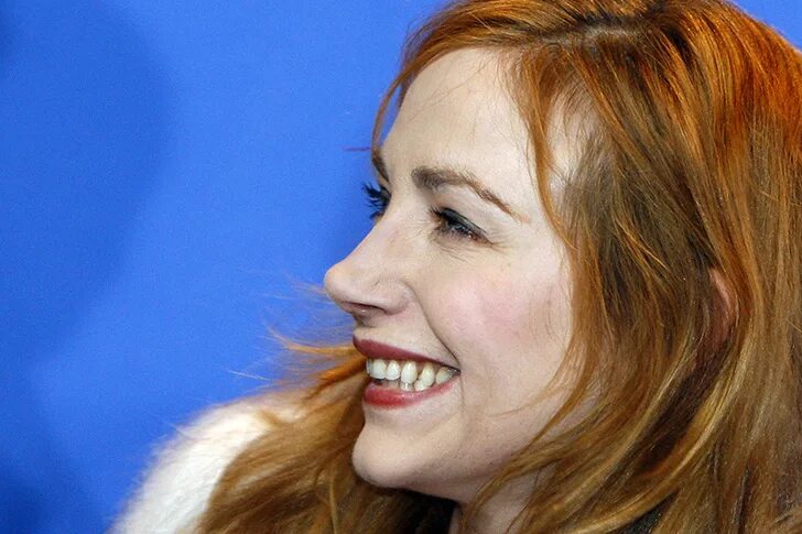 Жюли депардье 1998. Дочь депардье жюли. Дочь депардье. Жюли депардье. Жюли депардье и жерар депардье.