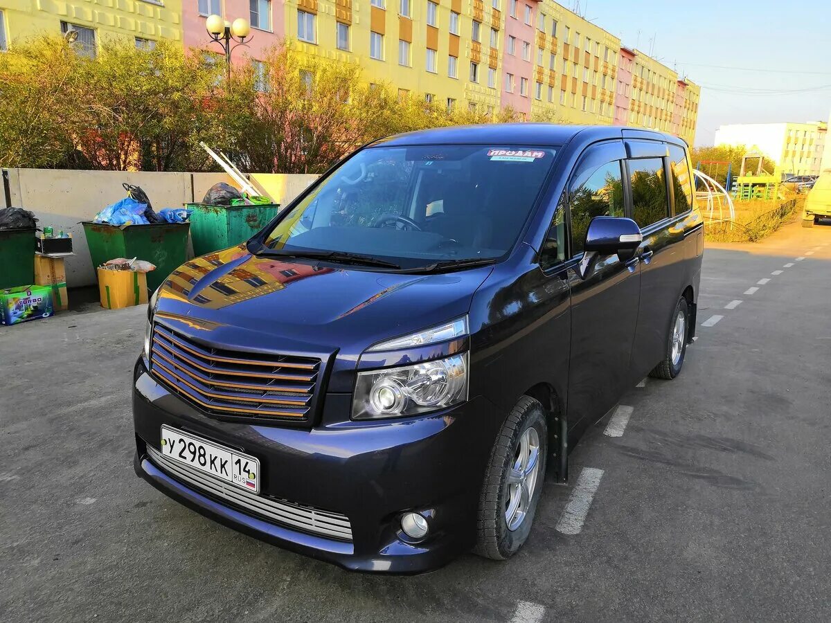 Тойота Вокси 2008. Toyota Voxy r70. Тойота Вокси 2008 года. Toyota Voxy II.