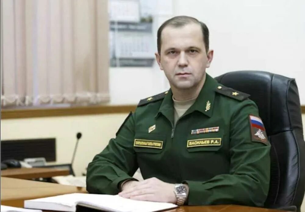 Начальник управления кадров