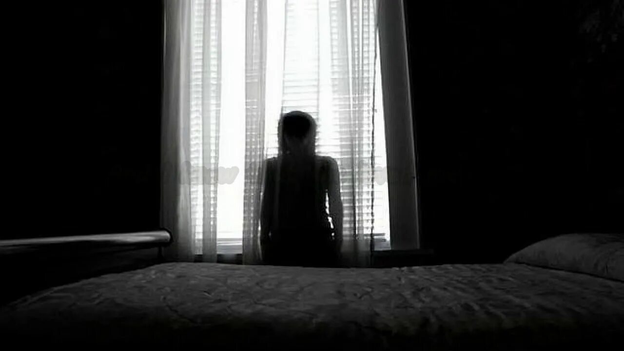 Мрачная комната. Ghost room. Привидение в квартире. Полтергейст призраки в доме. Ghost room.