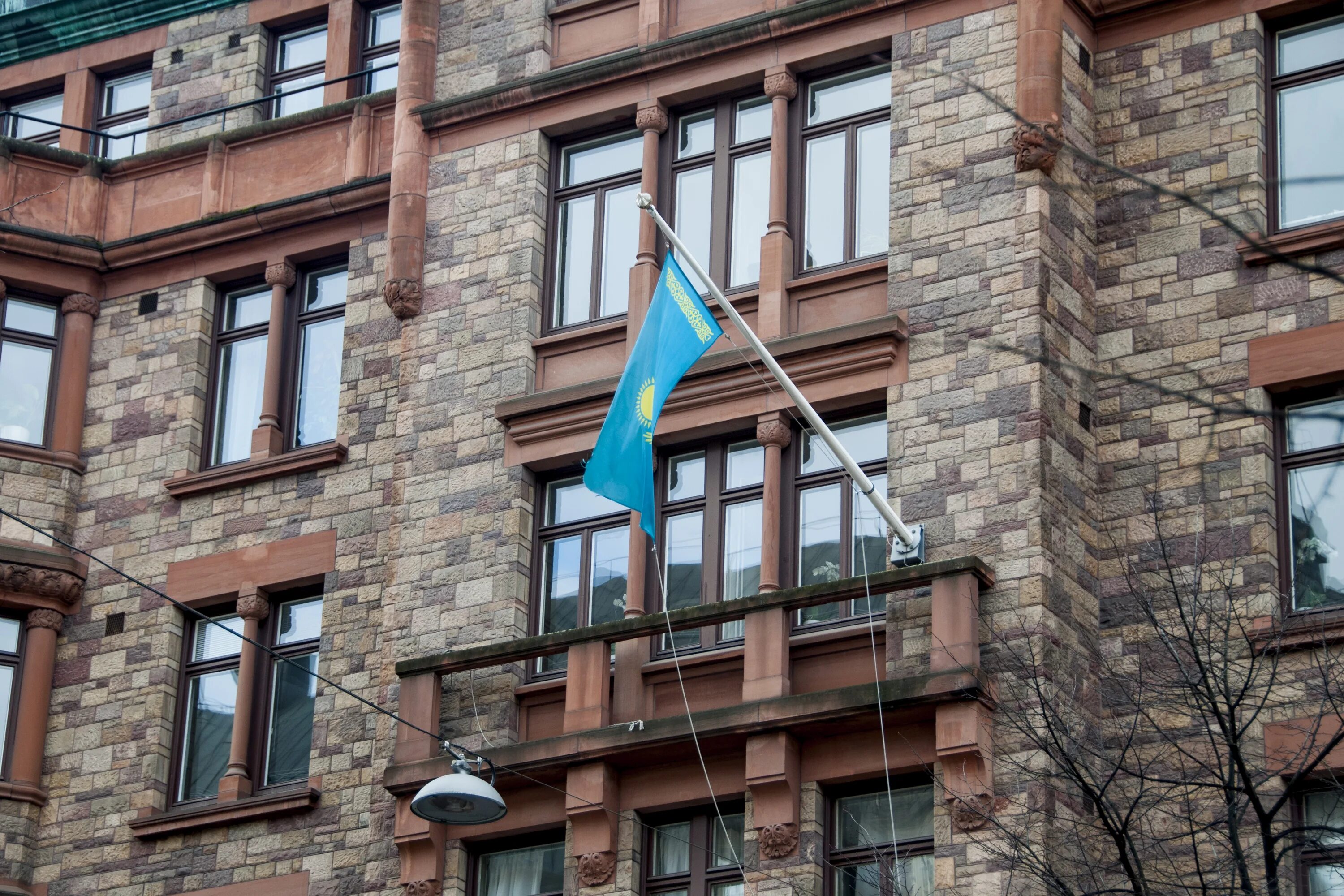 Консульство швеции. Посольство швеции в казахстане. посольство германии в казахстане. посольство швеции в астане. посольство сша в казахстане.