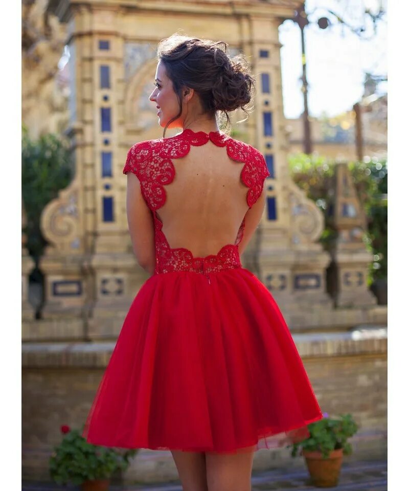Красивые платья на выпускной. Красивое красное платье. Красное платье на выпускной. Платье на выпускной 9 класс.