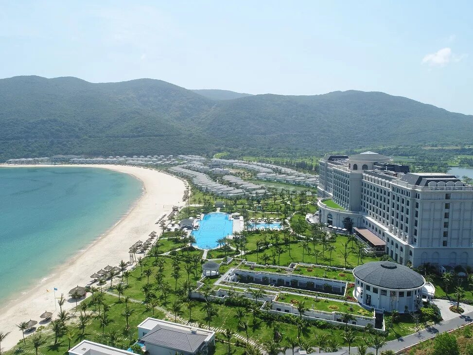 Vinpearl resort nha trang 5. Нячанг винперл. Отель vinpearl resort nha trang. Vinpearl bay. Нья чанг вьетнам винперл.