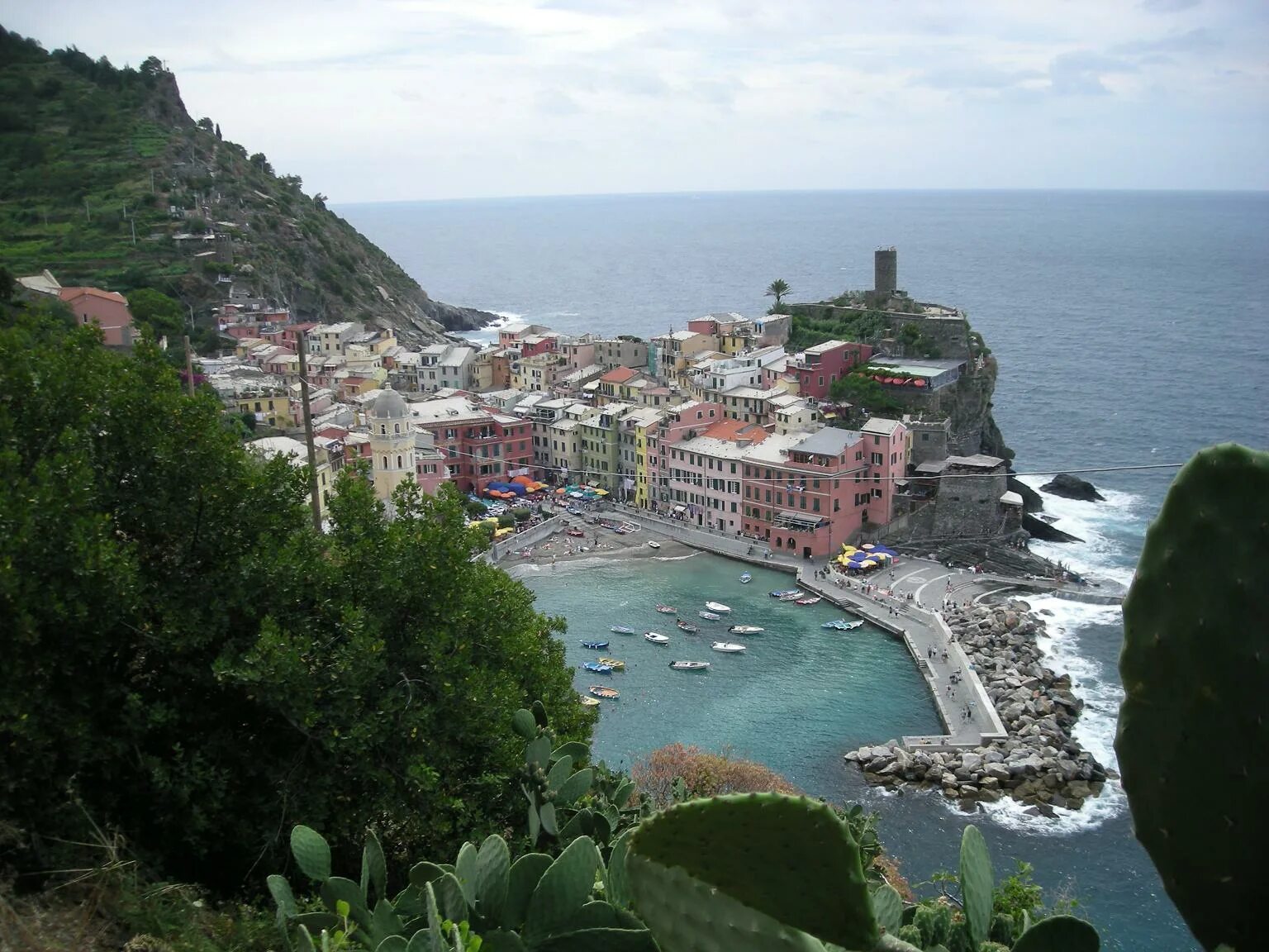20 Under-the-Radar Things to Do in Hong Kong Ischia italy, Ischia, Italy hotels