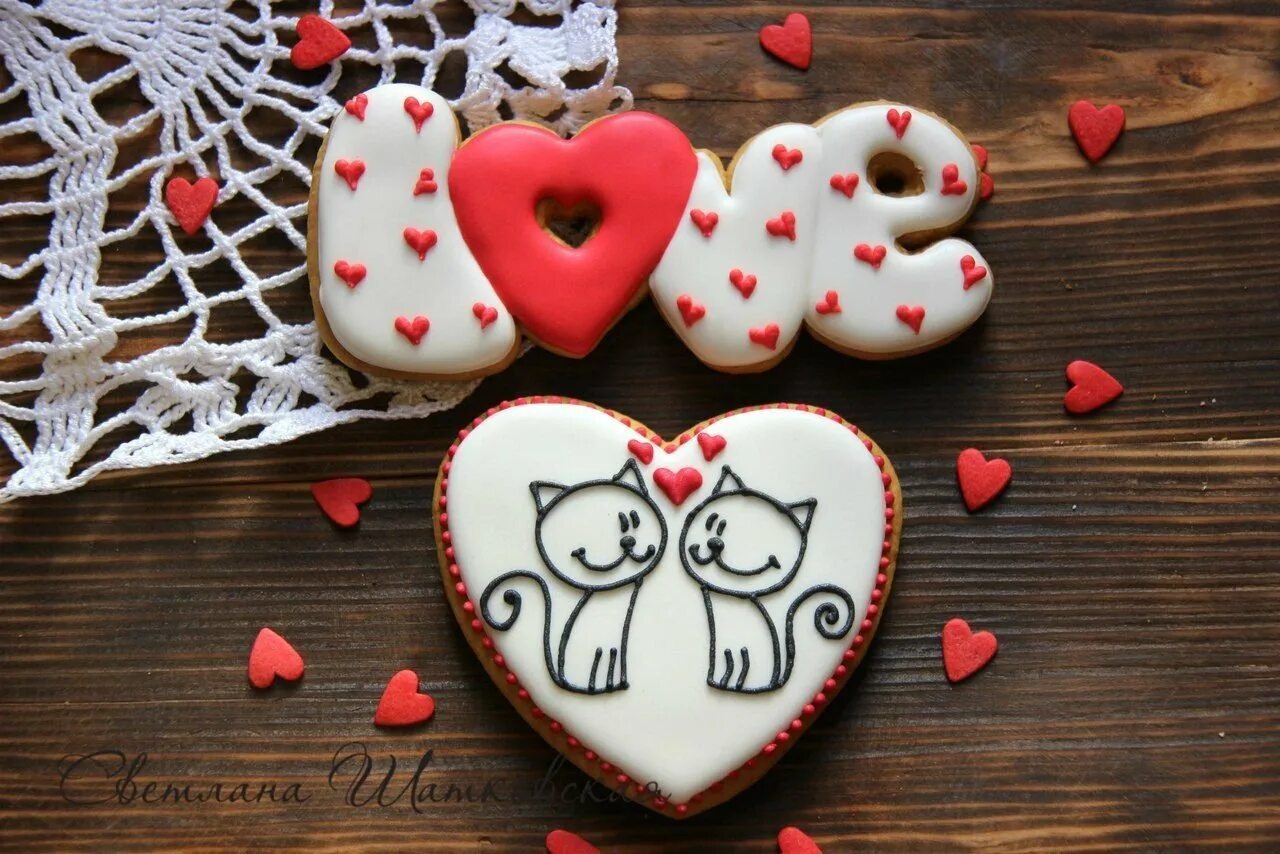 Необычные валентинки. Сердечки. Красивые сердечки. Леденец в форме сердечка. Сердце из ткани.