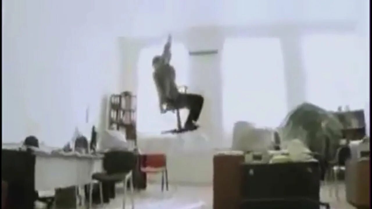 Просят выйти на работу. Ты выйдешь завтра на работу. Крестная мем. Мемы про работу в выходные. Работа в субботу.