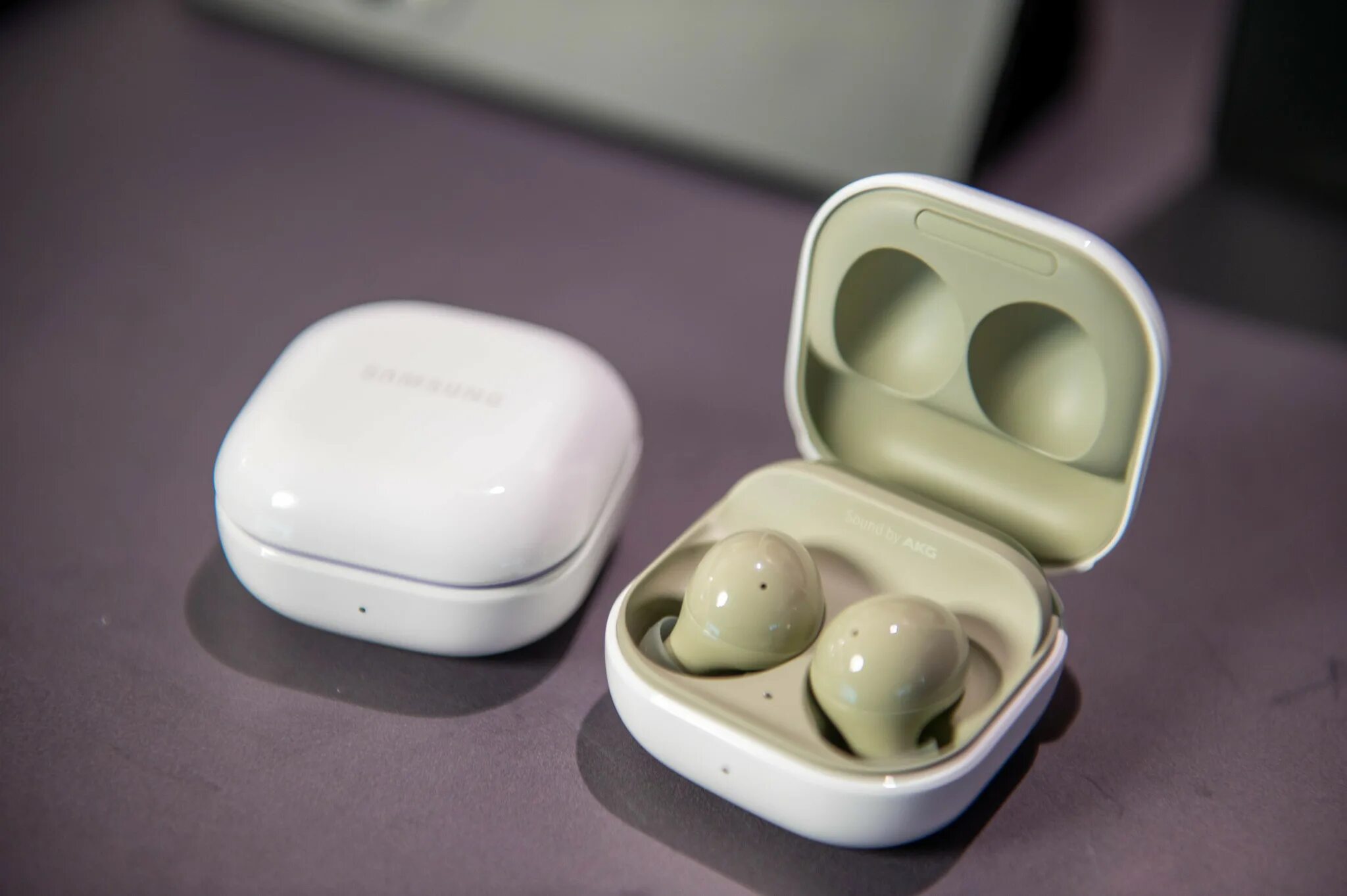 Buds спб. Самсунг галакси buds 2. беспроводные наушники samsung buds 2. samsung galaxy buds 2 pro. tws samsung buds 2 pro.