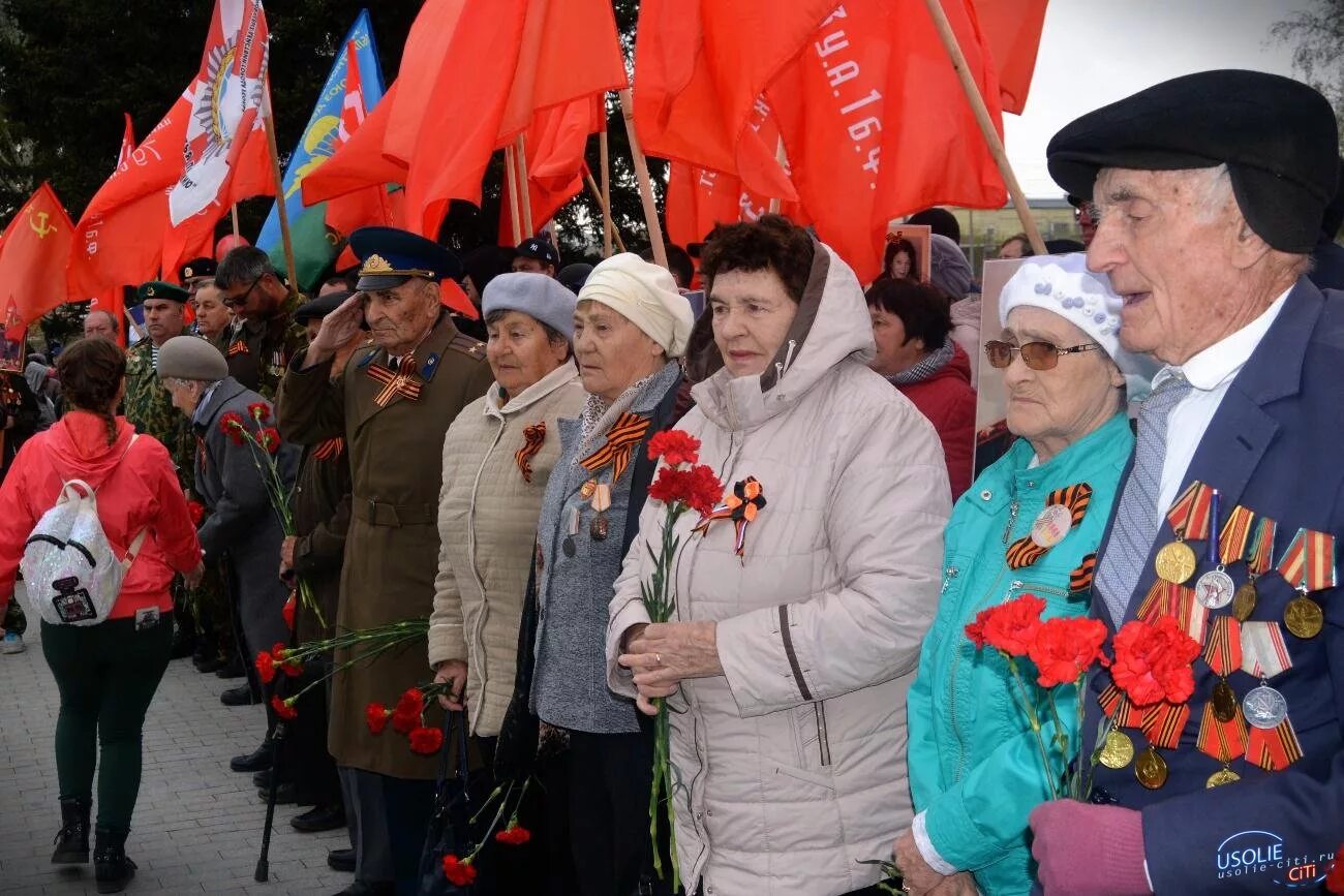 Митинг победы сценарий. День Победы митинг в Соликамске. Митинг 9 мая сценарий. Блокадники Миасс 29 01 23 фото.