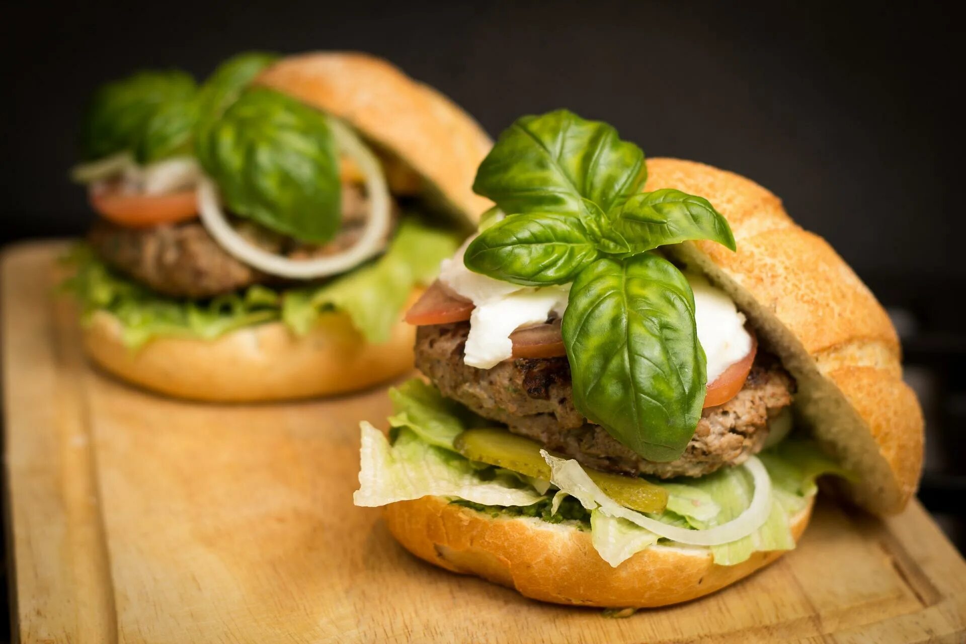 Food are burgers. Чизбургер. Фаст фуд. Гамбургер. Бургер.