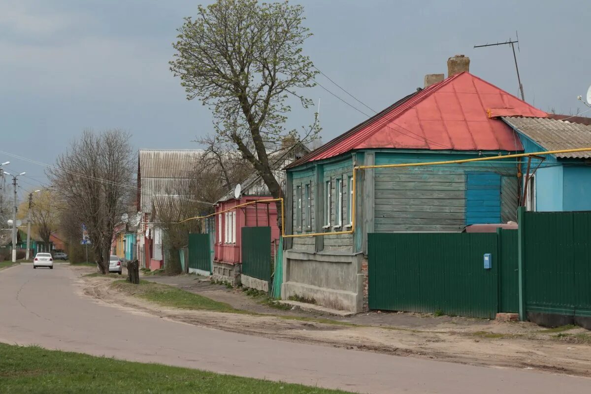 Дмитровск сейчас. Дмитровск-Орловский. Дмитровск Орловская область. Дмитровска Орловской области посёлок. Кромы Орловская область.