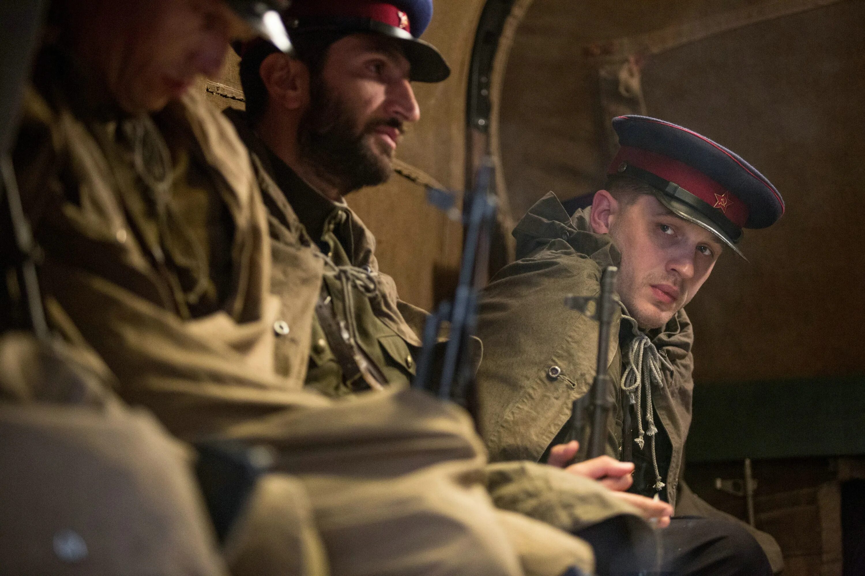 Том харди в фильме номер 44. Том харди в фильме номер 44. Том харди 44 номер. Том харди 44 номер. Гари олдман номер 44.