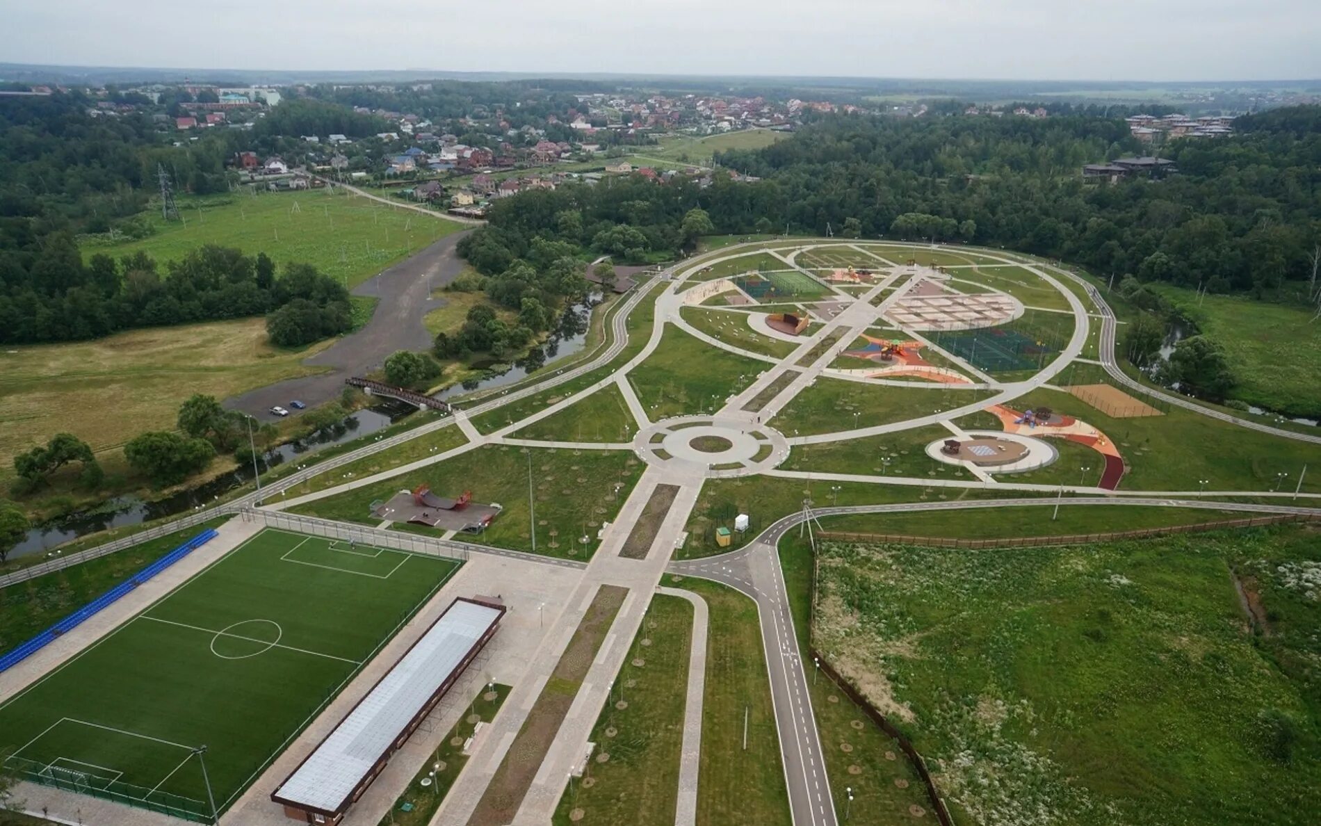 Спортивный парк красная пахра. Спортивный парк красная пахра. Пахра парк троицк. Москва парк красная пахра. Парк в былово красная пахра.
