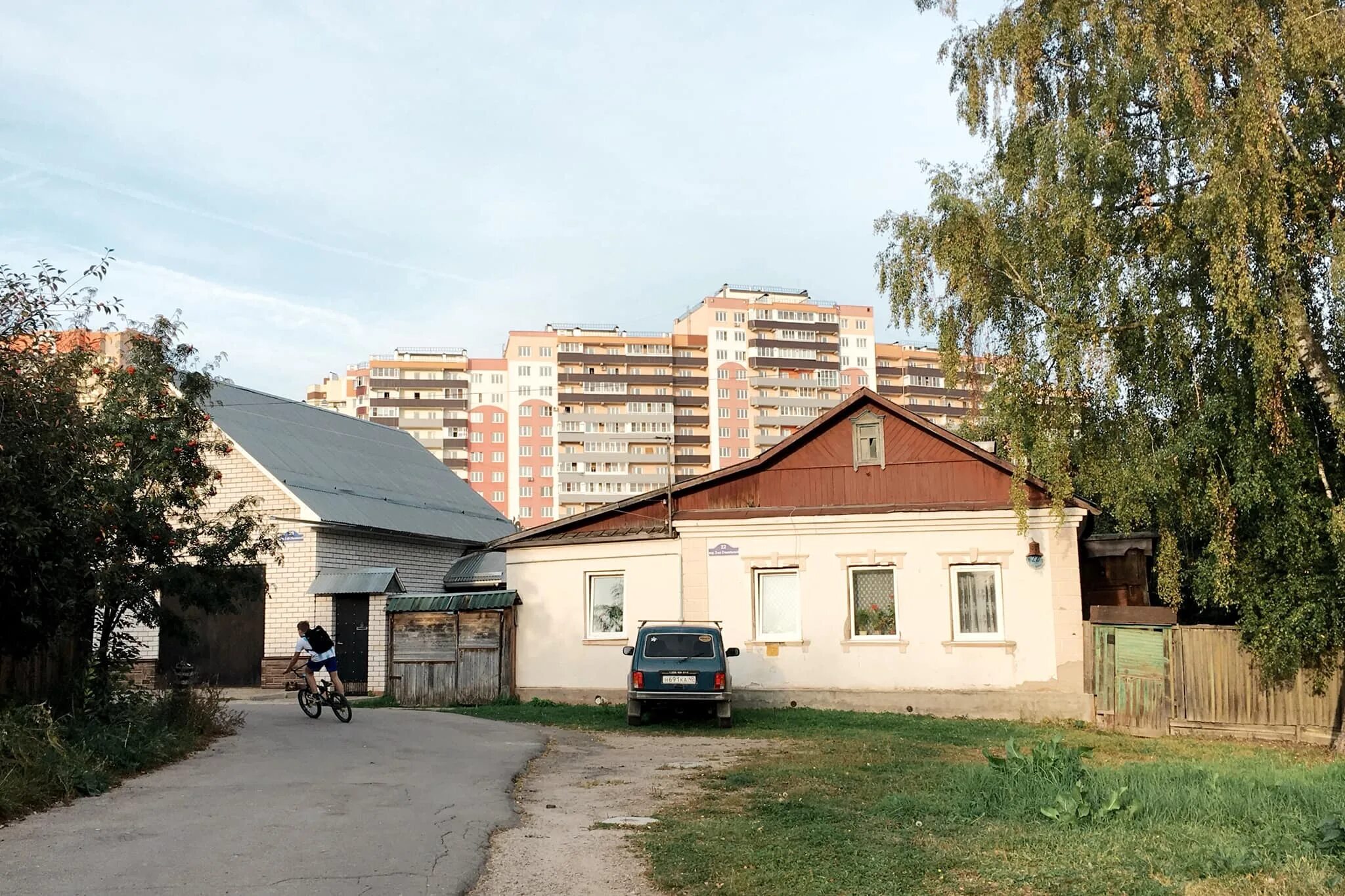 Кафе в кашире 1. Универмаг 1 кашира. Поселок великооктябрьский тверская область. Авито елец недвижимость участок. Переулок стекольный.