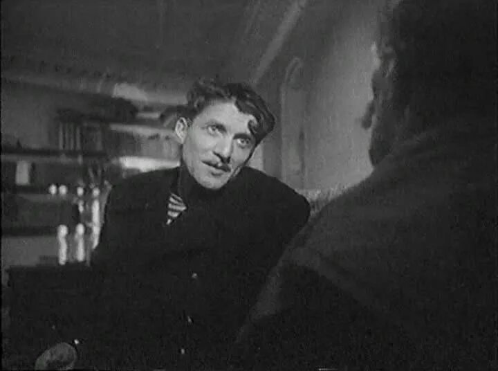 Северное сияние тюмень. Оптическое явление световые столбы. Свет над россией. Гало столбы света. Световые столбы ямал.