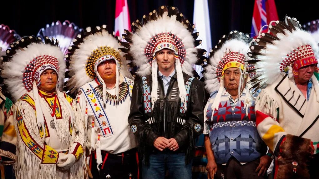 Канада индейцы алеуты. Северные индейцы Канады. Коренные жители Канады индейцы. Метисы Канады коренные народы.