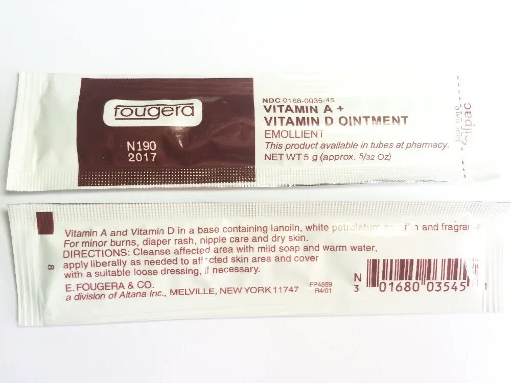 Ointment перевод. Крем Fougera Vitamin a d. Крем для заживления после перманентного макияжа. Мазь после перманентного макияжа губ. Мазь для заживления татуажа.