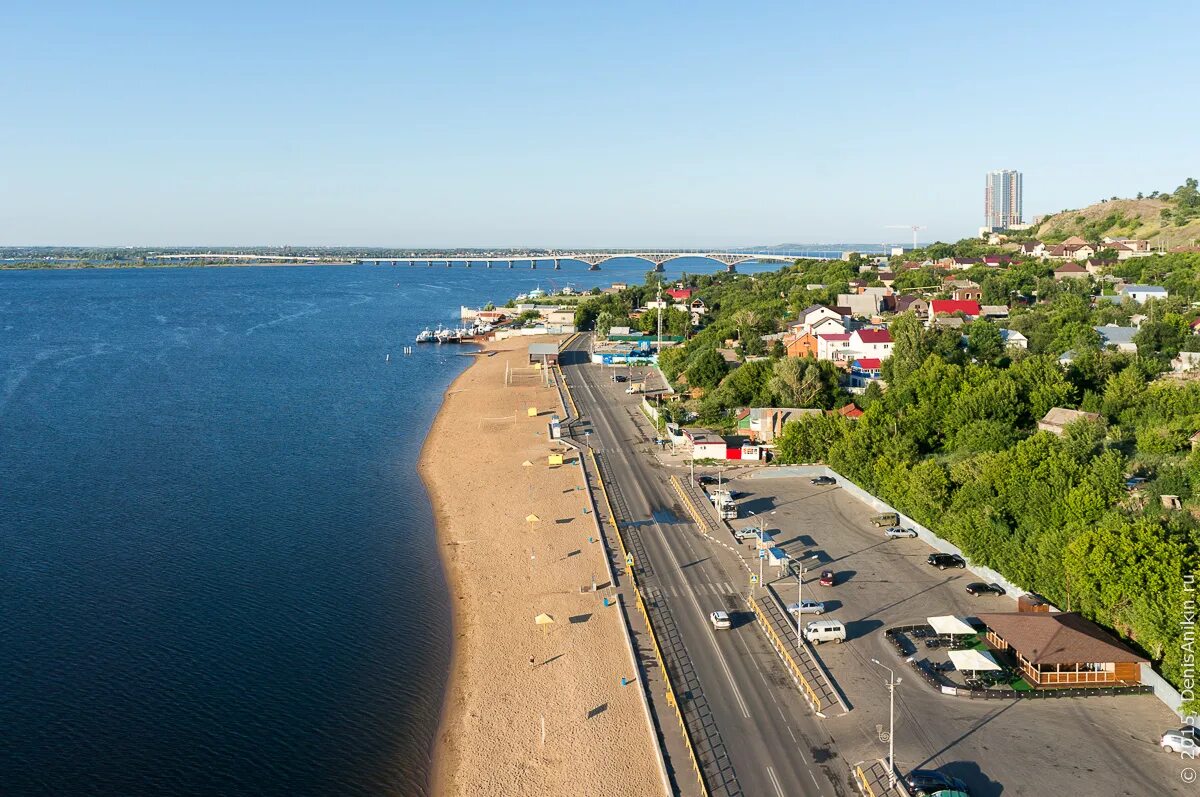 Саратов это город на волге. Затон Саратов. Пляж Затон Саратов. Саратов пляжи на Волге. Саратов Волга Затон.