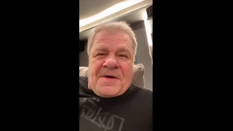 Гарик харламов дед. Харламов дед. Дедушка гарика харламова кто. Харламов дед картинка. Дедушка гарика харламова.