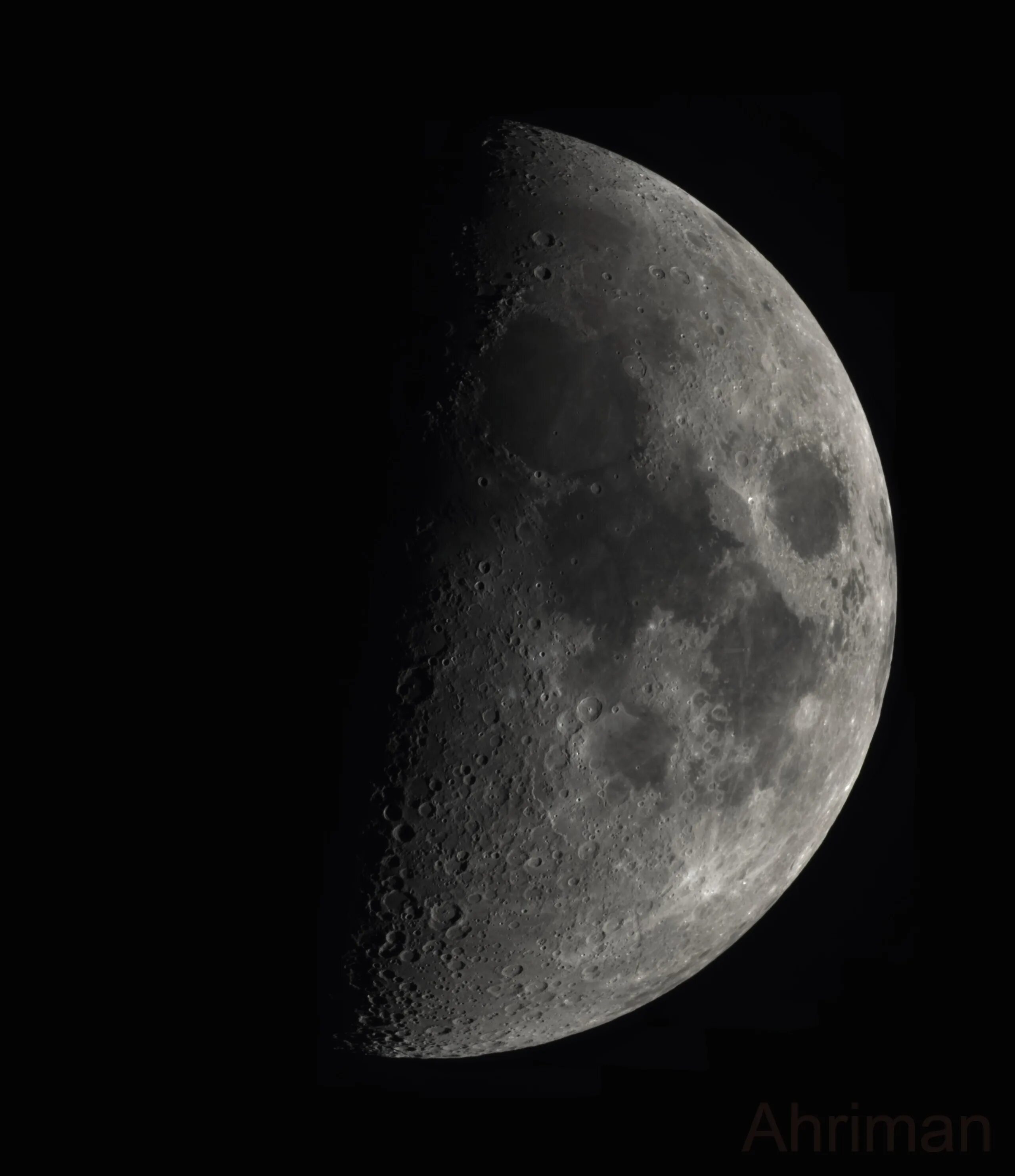 5 47 2022. Луна 26. Лунная красавица. Grey Moon. Луна ком.