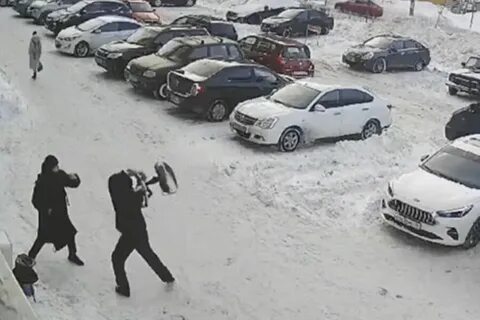 В хакасии мужик напал