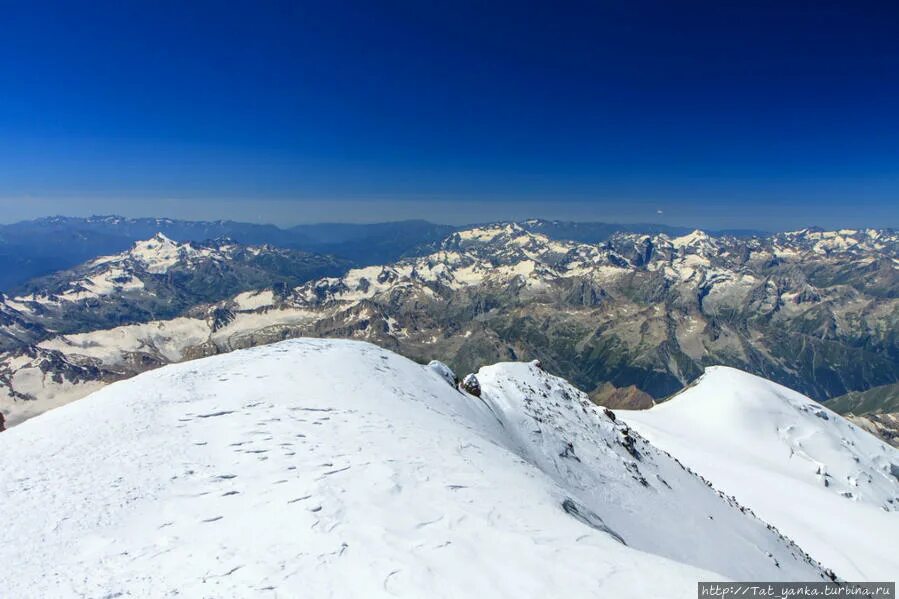 Обзор эльбрус. Эльбрус 5642. Эльбрус (5642 м). Вид с вершины Эльбруса на черное море. Высота 4800 Эльбрус.