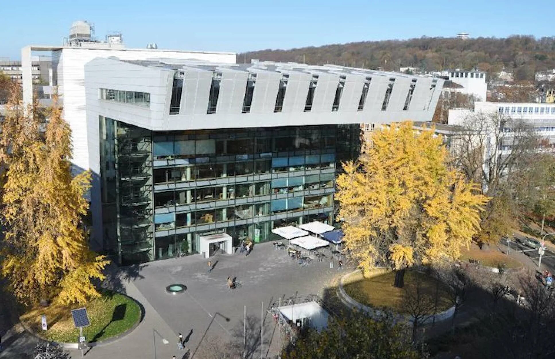 Rwth aachen. Технический университет ахена. rwth в аахене. корпуса rwth в аахене.
