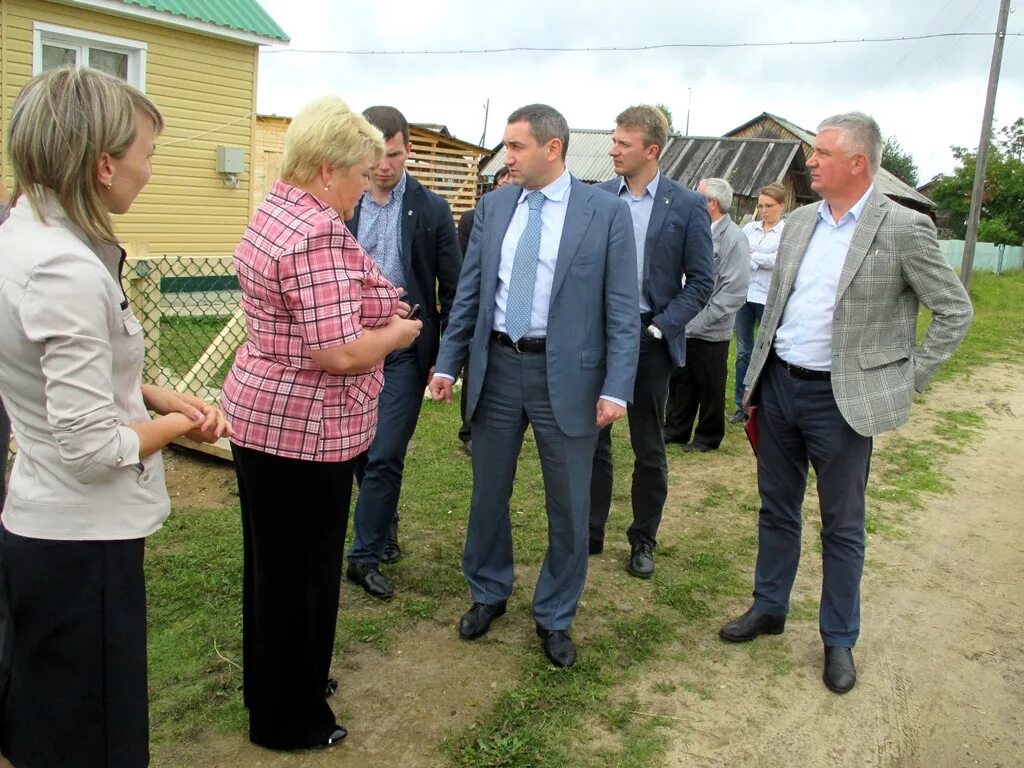 Койгородский район Республика Коми поселок Подзь. Поселок Подзь школа Республики Коми Койгородский район. Администрация посёлка Подзь. Глава Койгородского района. Погода в подзе