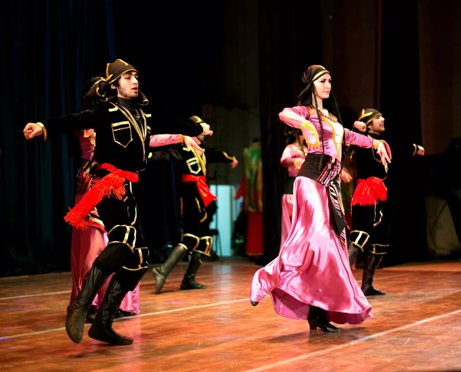 ансамбль грузия лезгинка. кавказская музыка для танцев. лезгинка кавказ кавказ кавказ. кавказские танцы. кавказская музыка для танцев.