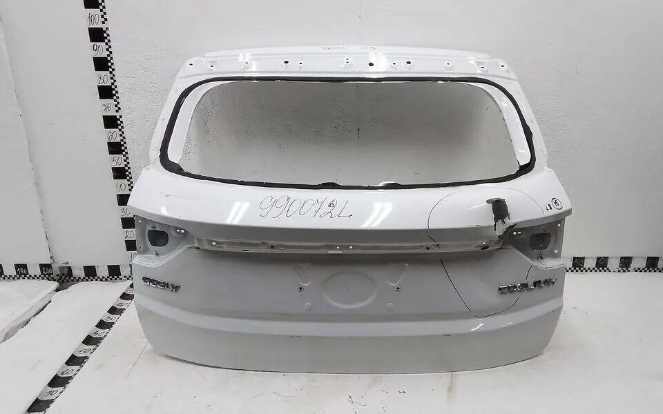 5062031900C15 дверь багажника GEELY COOLRAY 1 2020 , 1 купить бу Z20229038 - iZA