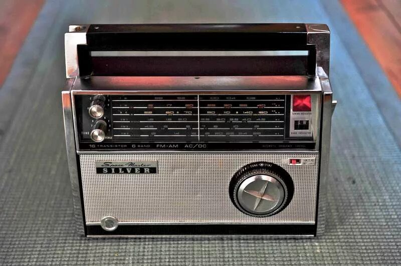 Приемник форум. Приемник подарочный проект 111. Радиола донец. Радиоприемник вэф 201. Вэф 12.