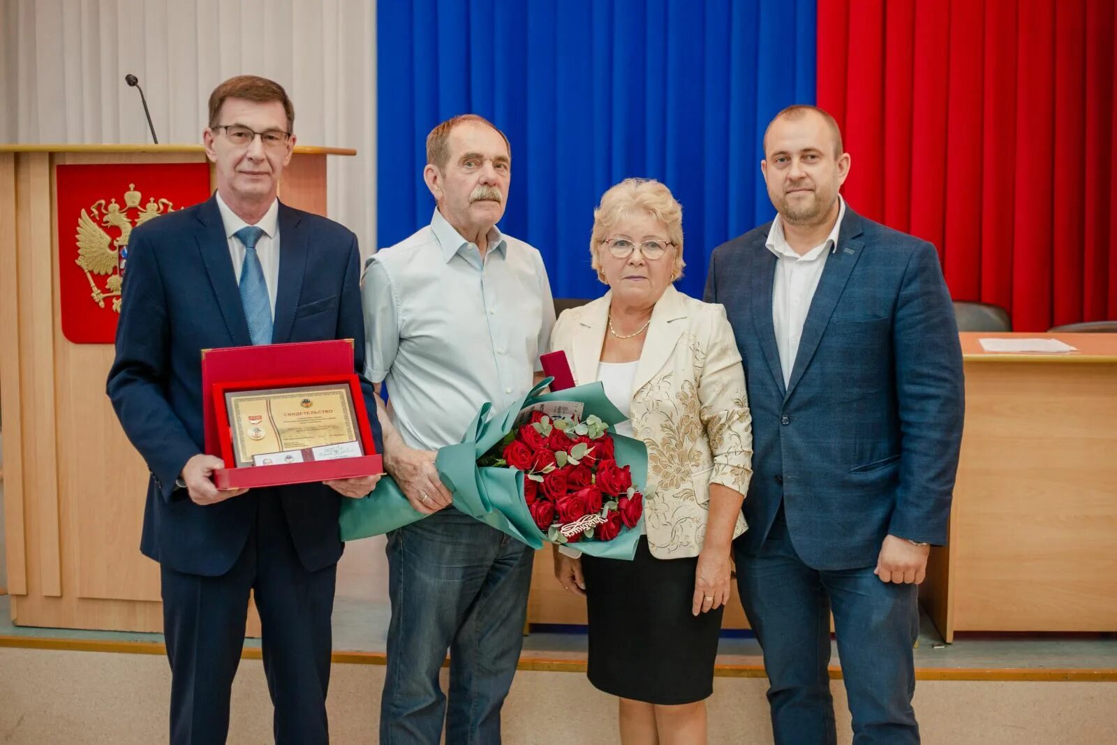 Сайт курчатовской администрации челябинска. Почетный гражданин Курчатова Ипатов. Совет депутатов Курчатовского района города Челябинска. Глава администрации Курчатовского района в 1993 году. Человек года Курчатовского района 2022.