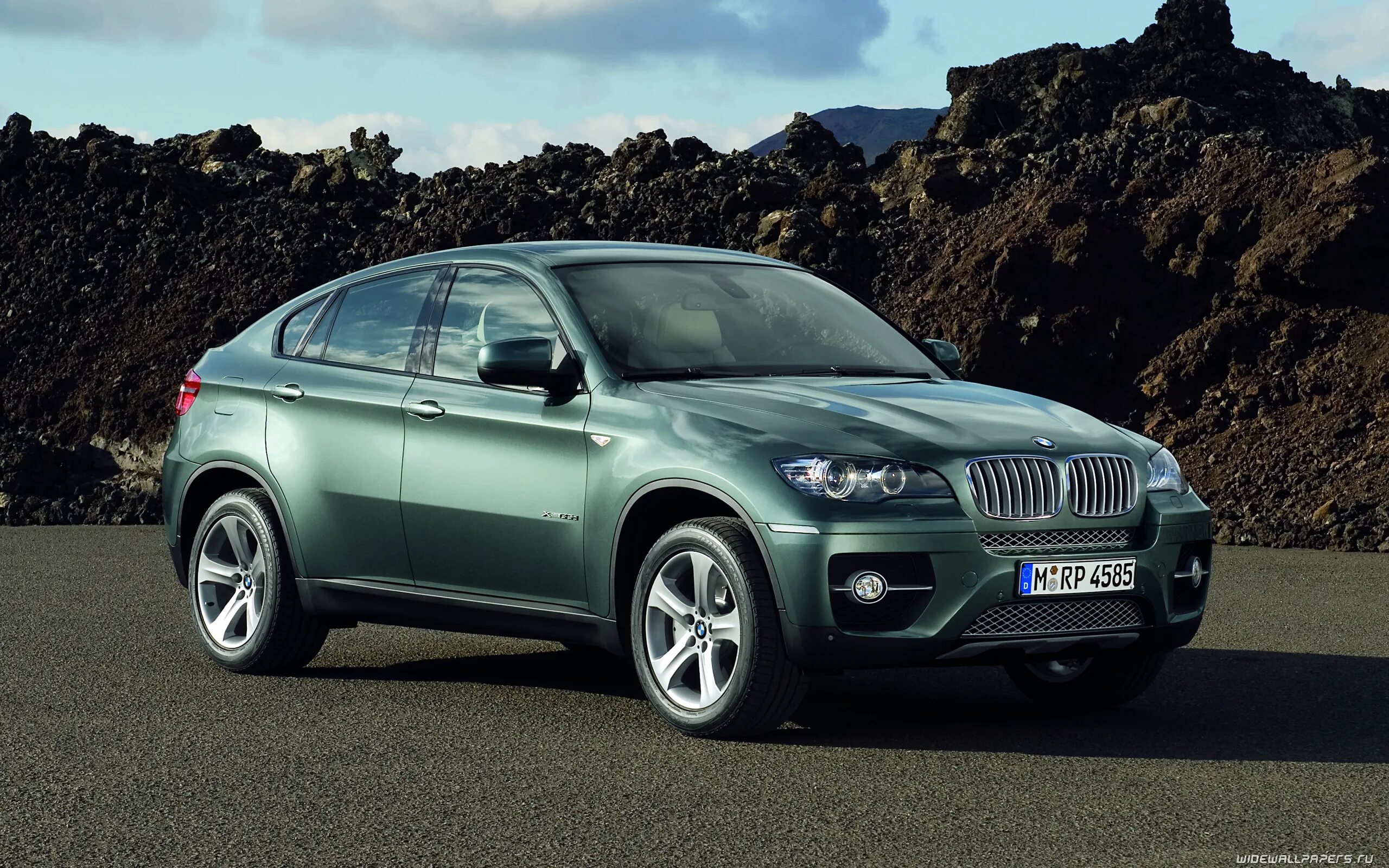 Bmw x6 стоит