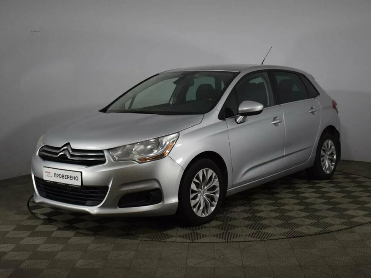 C 4 по 24. Citroen c4 II 2011. Ситроен c4 2011. Ситроен с4 хэтчбек. Ситроен с4 хэтчбек серебристый.