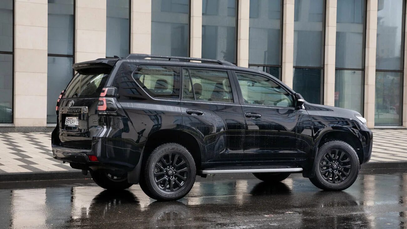Toyota land cruiser prado 2020 black. Toyota land cruiser prado 2021 black. Toyota land cruiser 200 executive. Toyota land cruiser prado 2021. ленд крузер прадо 2021 блэк оникс.
