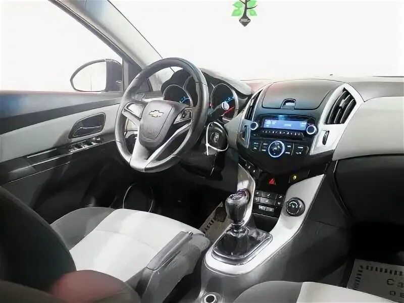 Купить шевроле круз на механике. Chevrolet Cruze 1.8 MT. Шевроле Круз 2013 механика. Шевроле Круз 1.6 механика. Шевроле Круз 2012 1.8 механика.