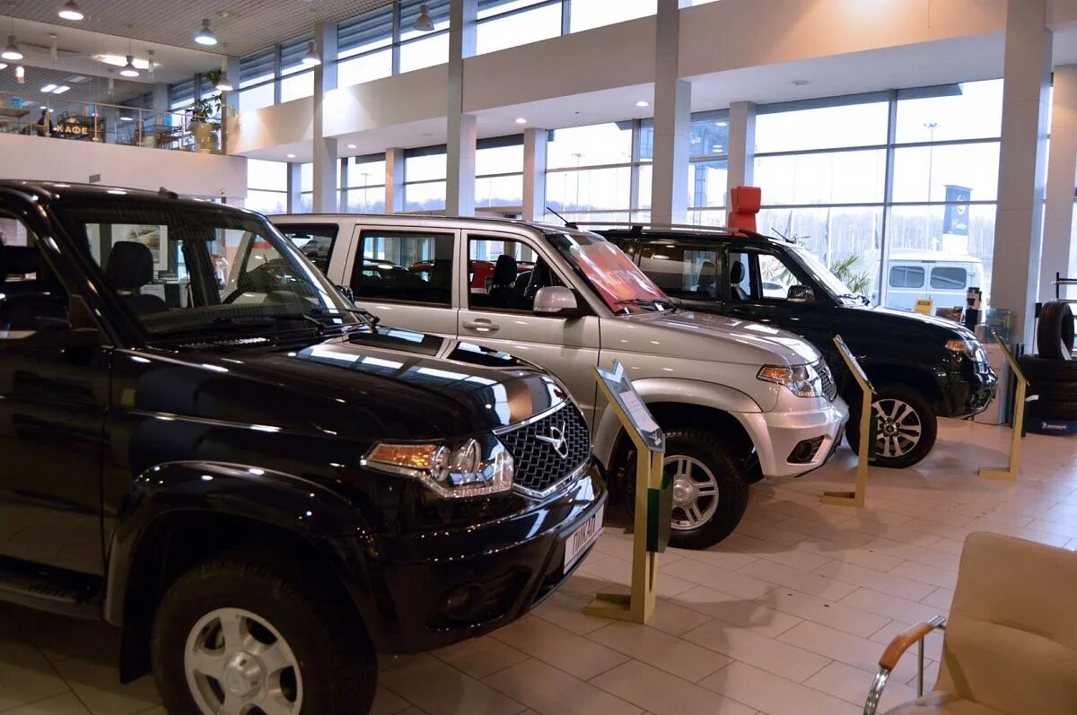 Уаз автодилер. Уаз автодилер. Uaz автосалон. Автосалон уаз. Уаз дилер.