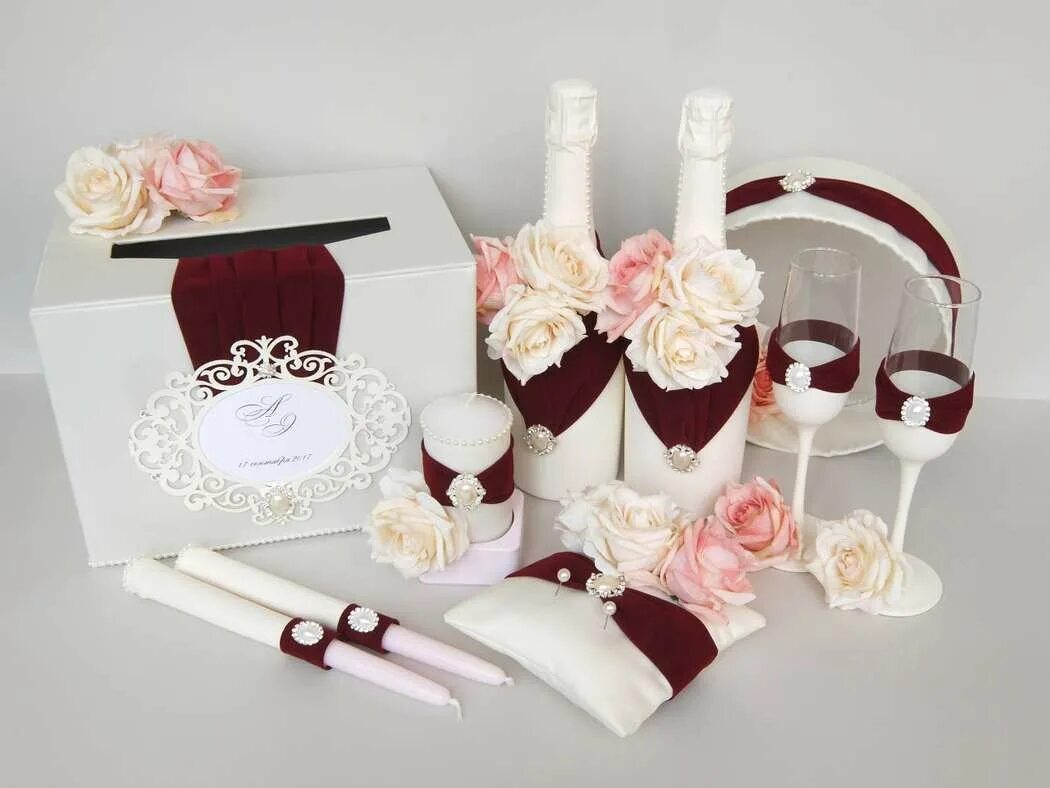 Свадебная атрибутика. Свадебный набор аксессуаров. Набор молодожен. Свадебный набор аксессуаров. Свадебные аксессуары для невесты.