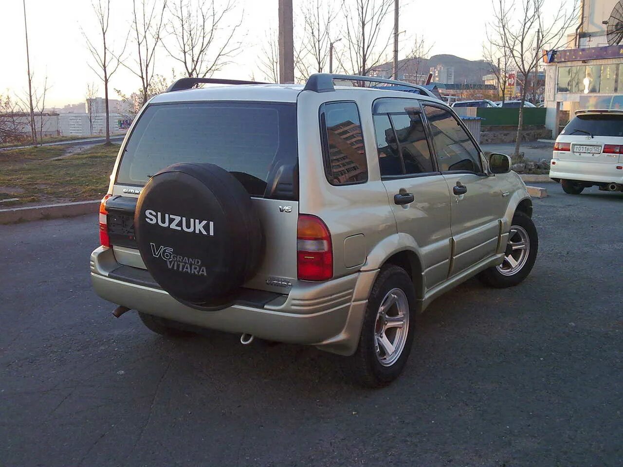 Купить гранд витара 1998 2005. Гранд Витара 1999. Suzuki Grand Vitara 1999. Suzuki Гранд Витара 1999. Сузуки Гранд Витара 1998-2005.