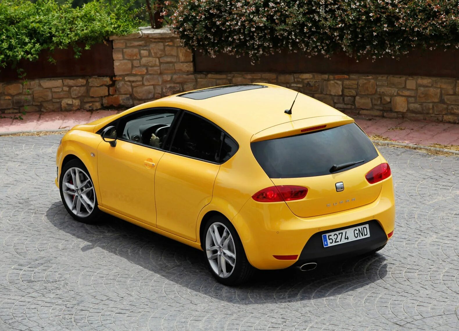 Сиат авто. Seat Leon Cupra 2014. Seat Leon Cupra 2009. Seat Altea Cupra.