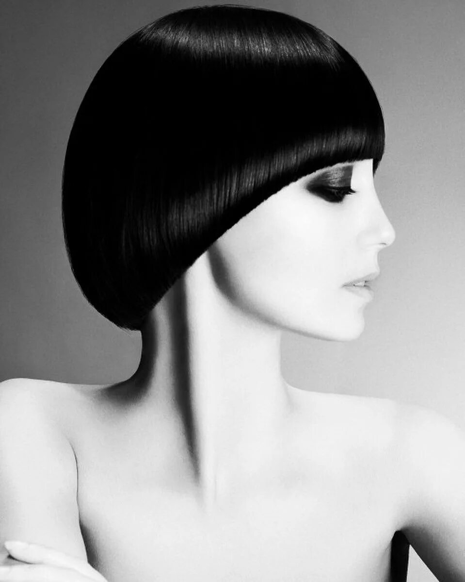 Асимметричная форма. Платье асимметрия. Симметрия в одежде. Стрижка боб каре с челкой ассиметрия. Каре паж.